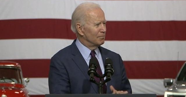 Democrats urge Biden to forcefully call for cease-fire between Israel and Hamas