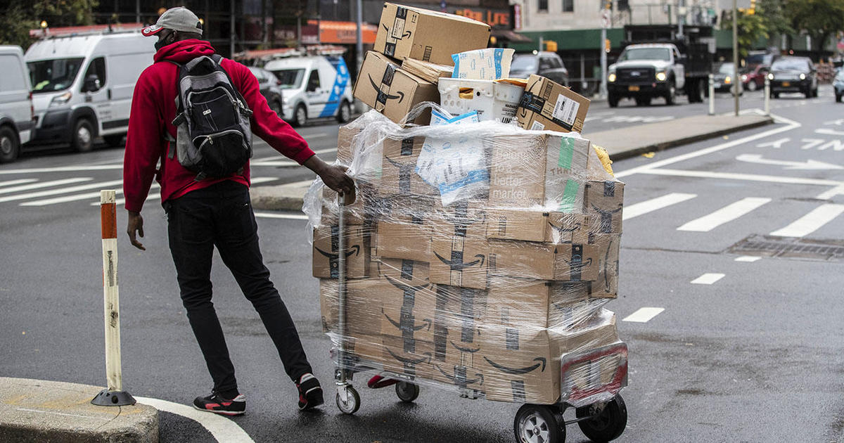 Want to pay ground rates to ship holiday gifts? Today is USPS and FedEx deadline