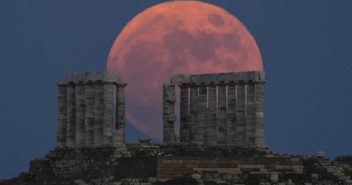 Strawberry Moon The Last Supermoon Of 21 Captured In Incredible Photos From Around The World Cbs News