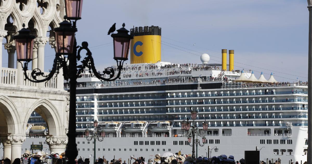 Big cruise ships banned from entering central Venice