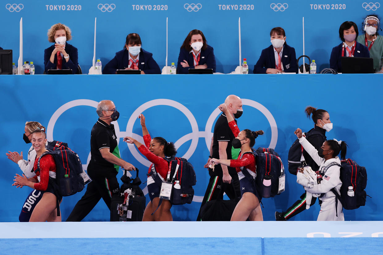 How are Olympic judges chosen and how do we know they're fair? CBS News