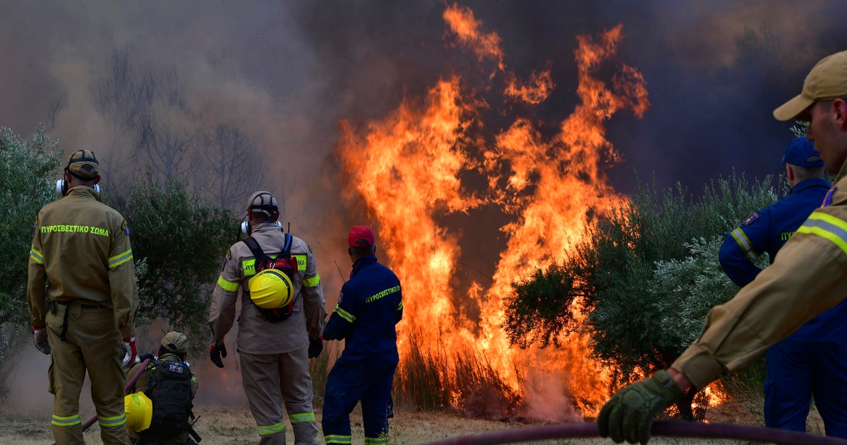 Wildfires force evacuations in southern Greece Wildfires force evacuations in southern Greece