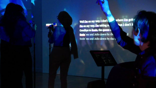 me-and-julio-karaoke.jpg 