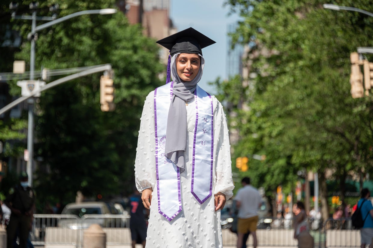 WHAT ARE THE HARDEST COLLEGES TO GET INTO IN THE US visual data 8