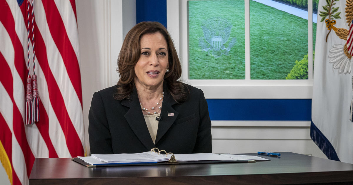 Kamala Harris' appearance on "The View" delayed by co-hosts' positive COVID-19 tests