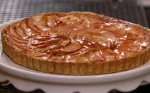 Martha Stewart's Pink-Applesauce Tart 