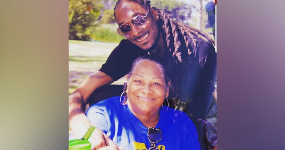 Snoop Dogg pays tribute to his mom after her death: "Thank u god for giving me an angel for a mother" - Vimarsana News