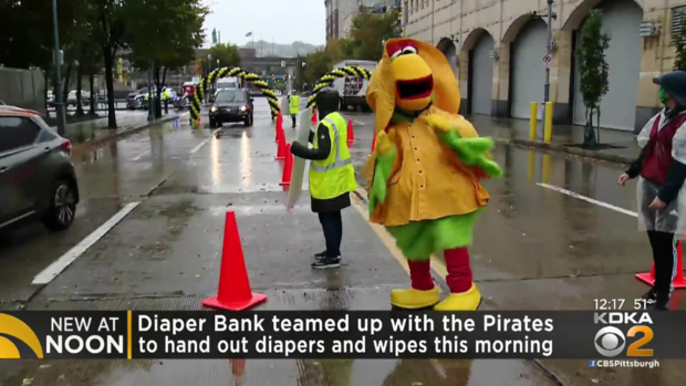 pirates-diaper-distribution 