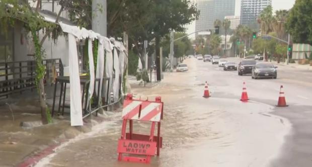 Water Main Break Create Problems In Hollywood Hills 
