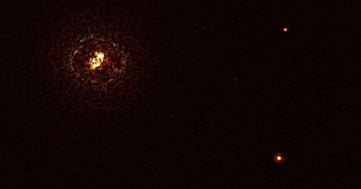 Planet ten times the size of Jupiter found orbiting pair of giant stars - Vimarsana News