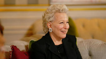 Bette Midler revisits iconic movie scenes 