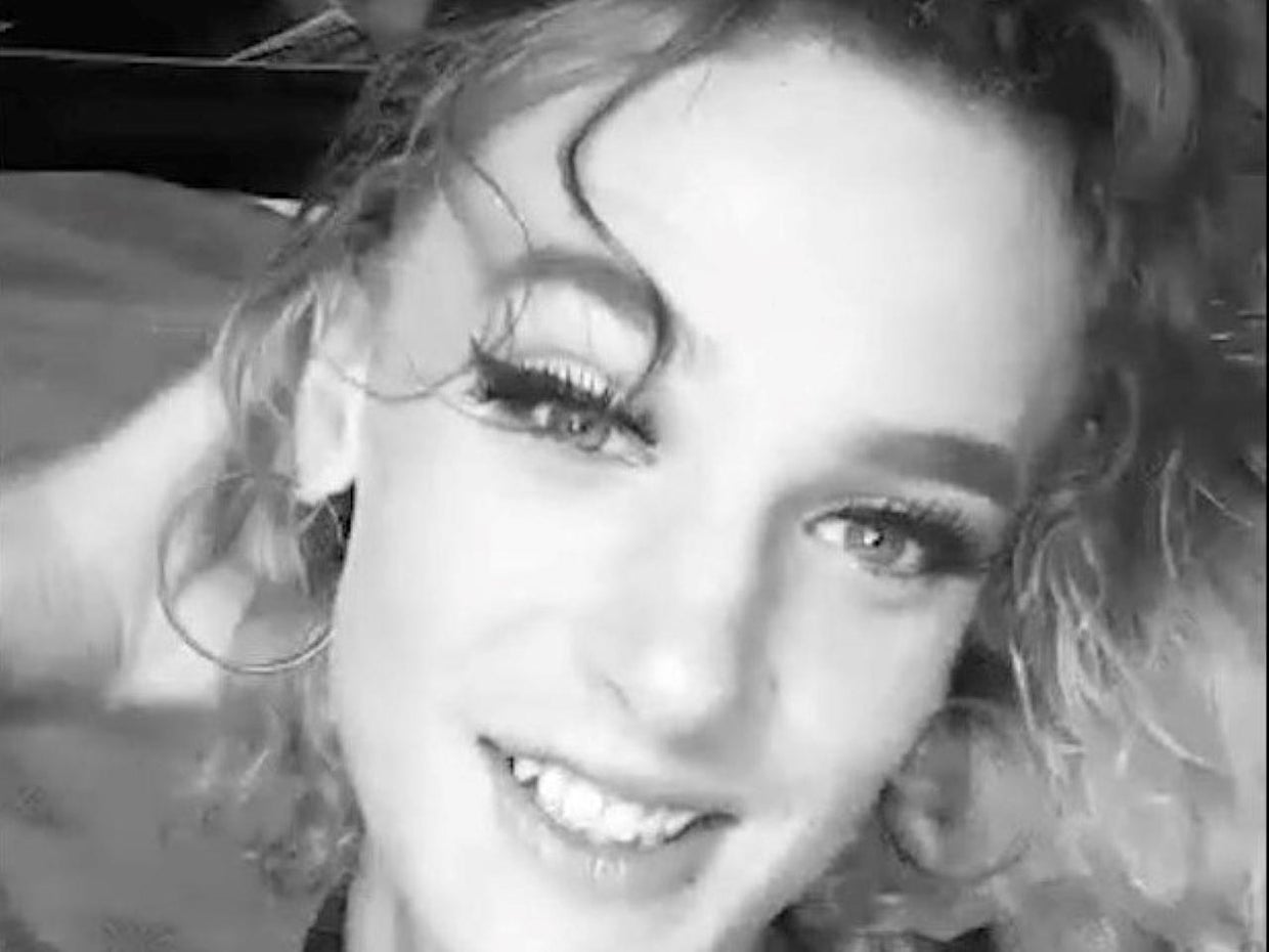 Nikki Kuhnhausen 