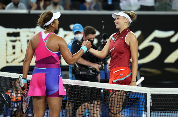Australian Open defending champ Naomi Osaka upset by Amanda Anisimova, 20-year-old American ranked 60th in the world