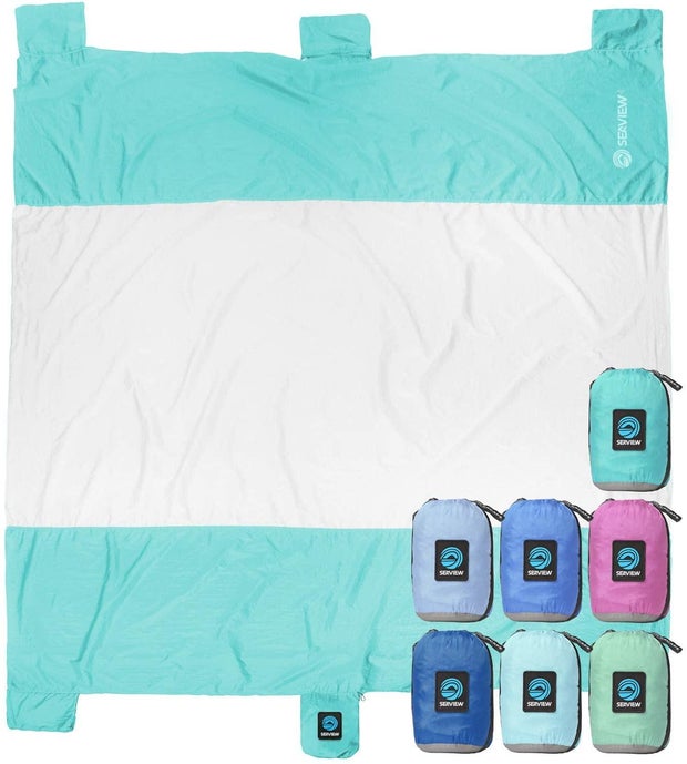 WildHorn Outfitters Seaview 180&deg; sand free oversized beach blanket 