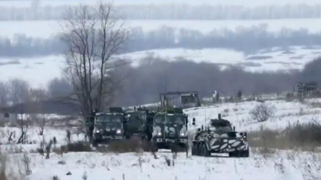cbsn-fusion-military-aid-arrives-in-ukraine-as-tensions-rise-thumbnail-880690-640x360.jpg 
