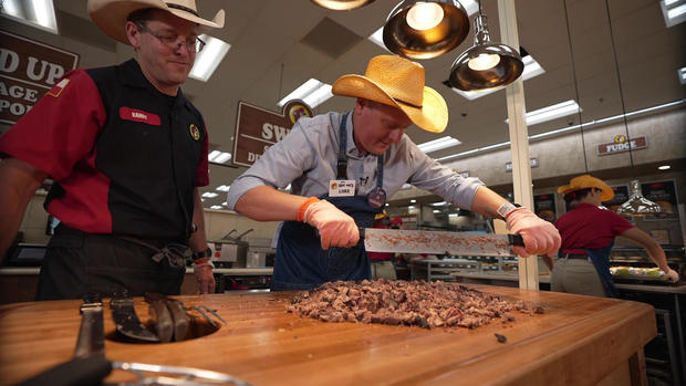 luke-burbank-chopping-brisket.jpg 