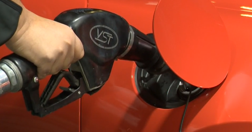 Gas prices reach record highs in Orange and Los Angeles counties CBS News