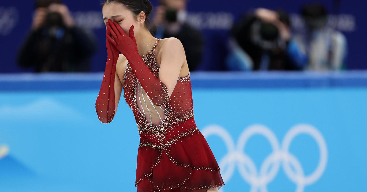 Zhu Yi, figure skater who gave up American citizenship to compete for China, attacked online by Chinese fans after falling during Olympic debut