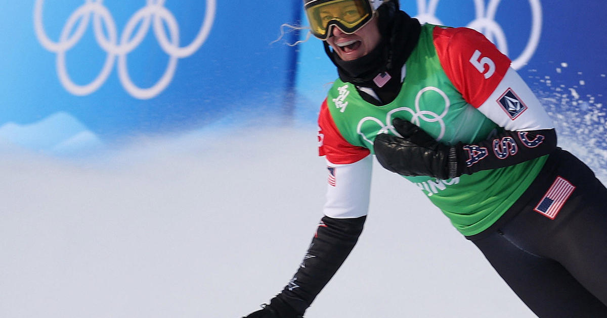 Lindsey Jacobellis wins snowboardcross, giving U.S. its first gold medal of winter Olympics