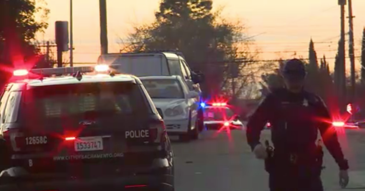 Father fatally shoots 4 people including his 3 children inside Sacramento church police say – CBS News