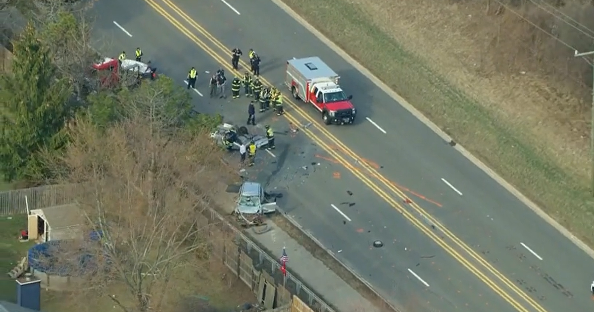 Six vehicles involved in serious crash in Batavia; at least one person