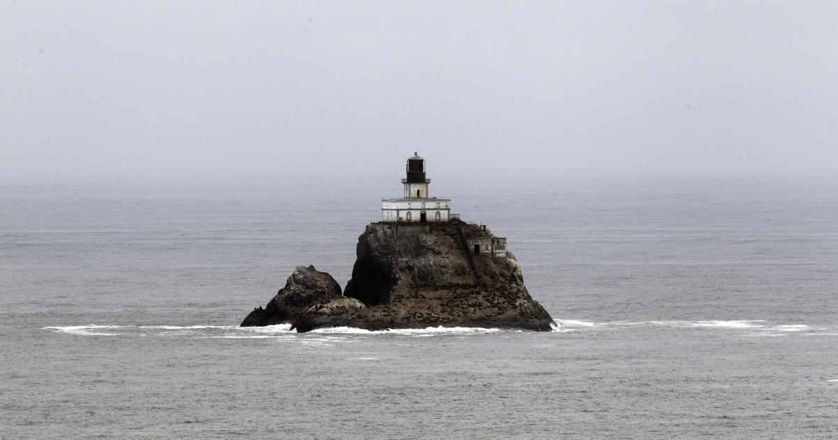 "Terrible Tilly," Oregon lighthouse on market. Asking price? $6.5 million