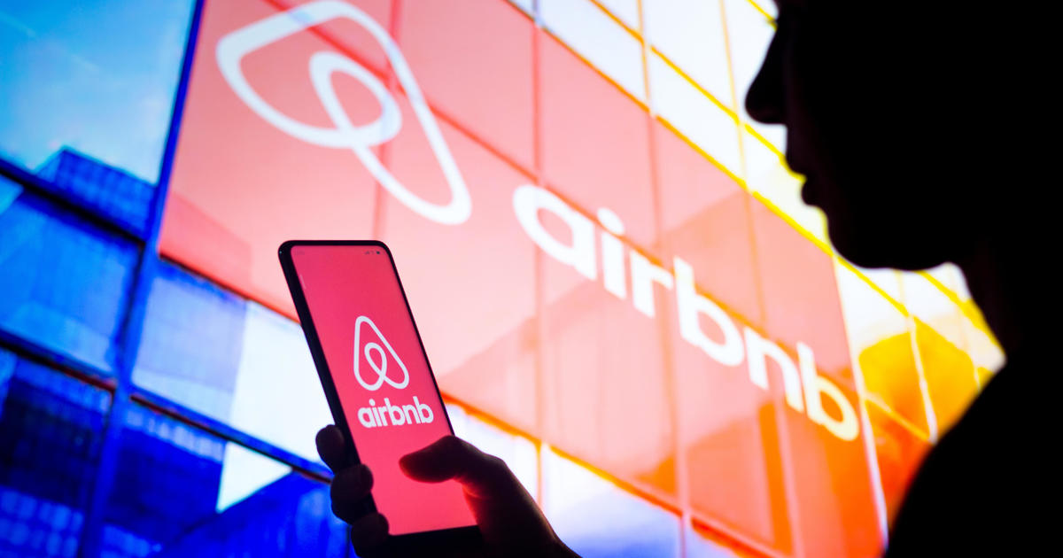 Airbnb cancels reservations in Russia and Belarus