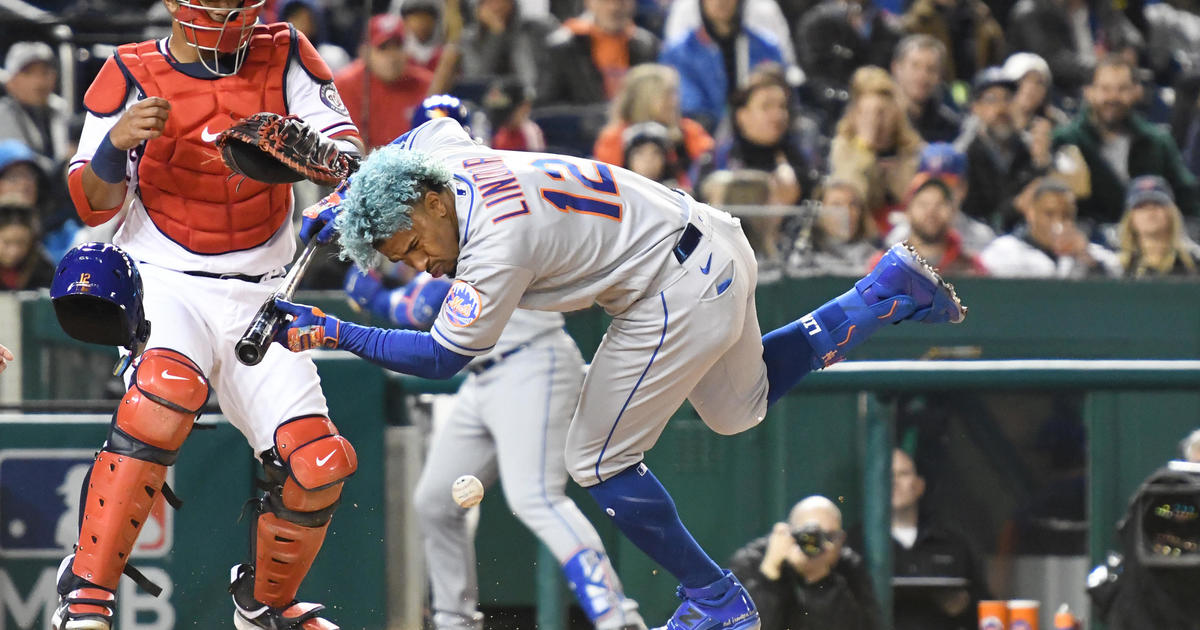 Benches clear after Francisco Lindor hit in the face, Mets go on to beat Nationals