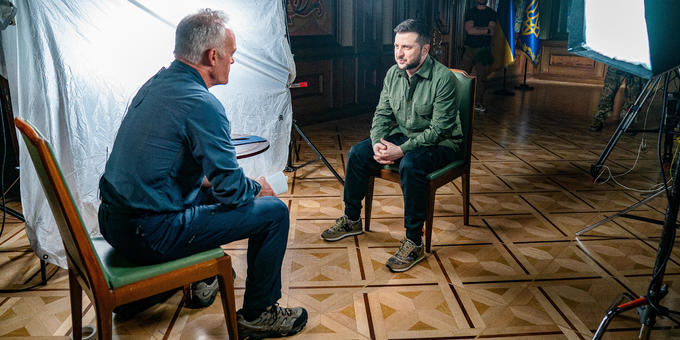 The wartime president: Zelenskyy speaks with Scott Pelley in Kyiv 