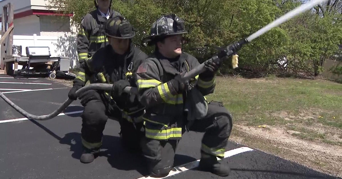 Long Island fire departments face dwindling numbers as volunteers get older - Vimarsana News