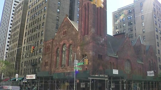Traffic passes by West Park Presbyterian Church, a circa 189 