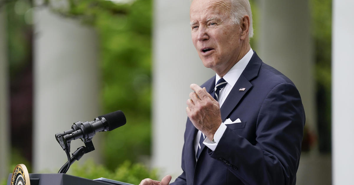 Biden commemorates 1 million American lives lost to COVID-19