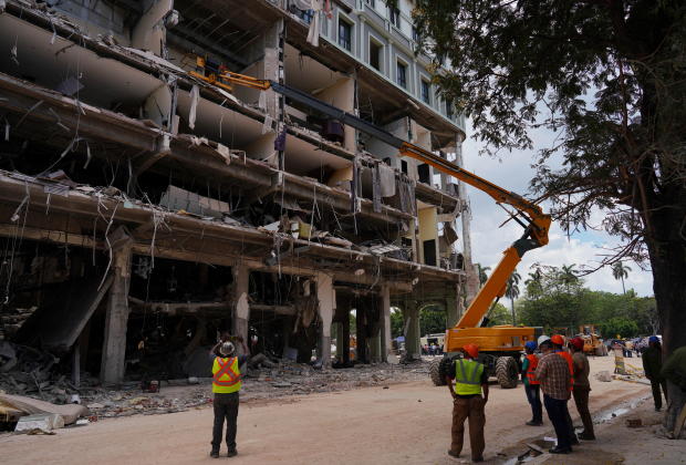 Aftermath of explosion at Hotel Saratoga, in Havana 