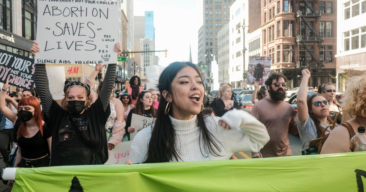 Michigan judge halts enforcement of state's pre-Roe abortion ban