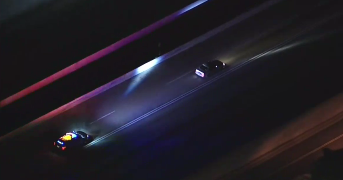Happening Now: LAPD in pursuit of stolen vehicle suspect in Alhambra