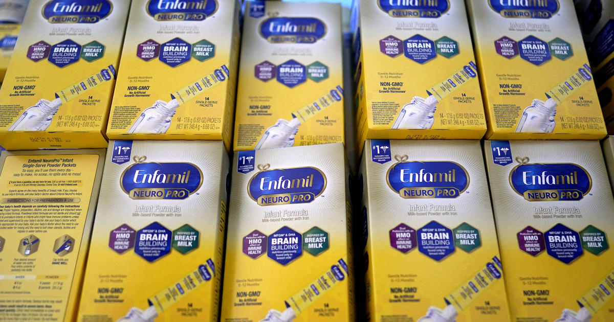 ‘Operation Formula Fly’ delivering 70,000 pounds of baby formula to U.S. amid shortage