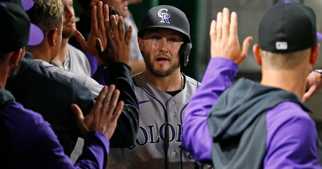 Pirates fall 2-1 to Rockies in extra innings - Vimarsana News